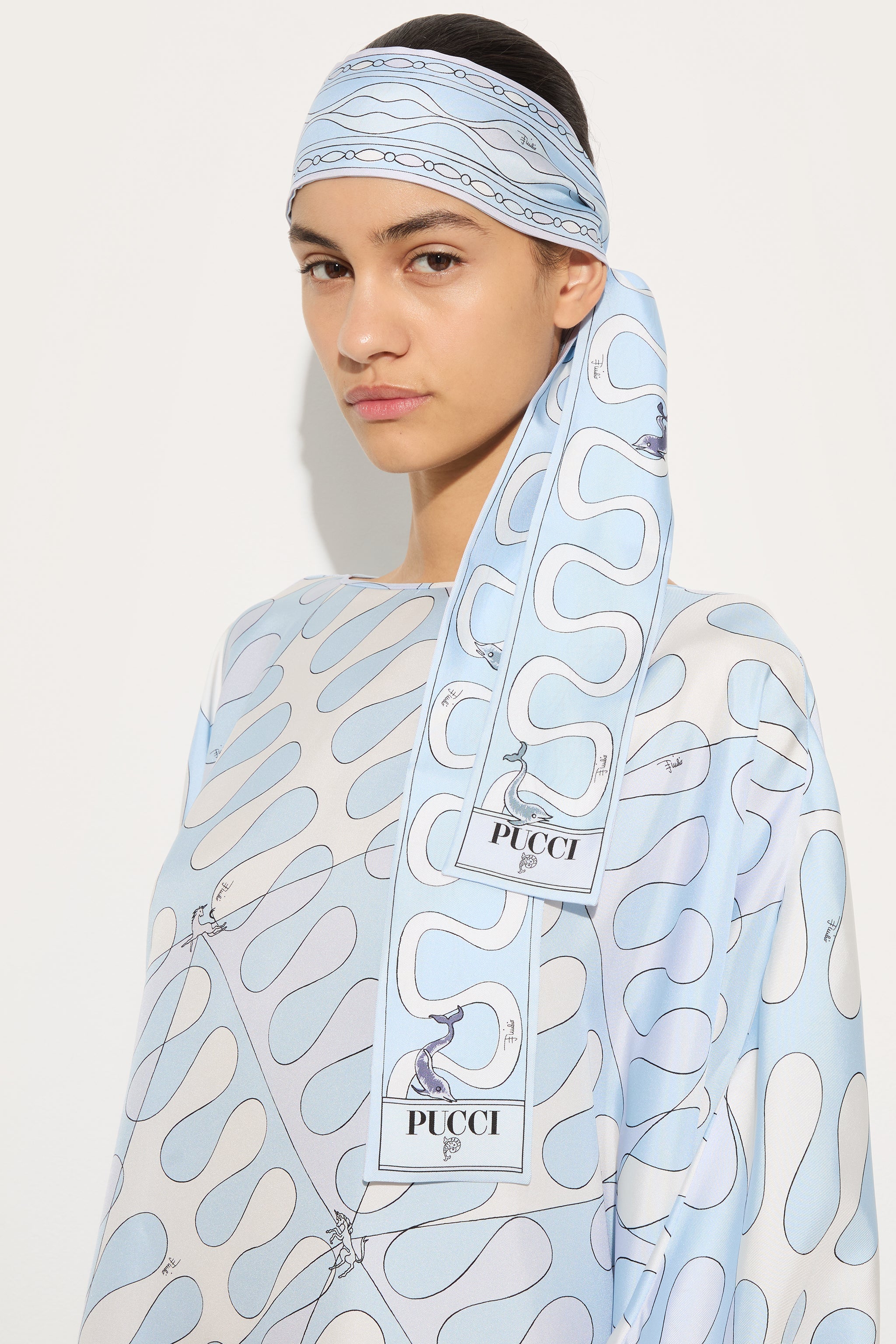 Emilio Pucci Foulard Bandeau Soie Bleu Clair 8x160