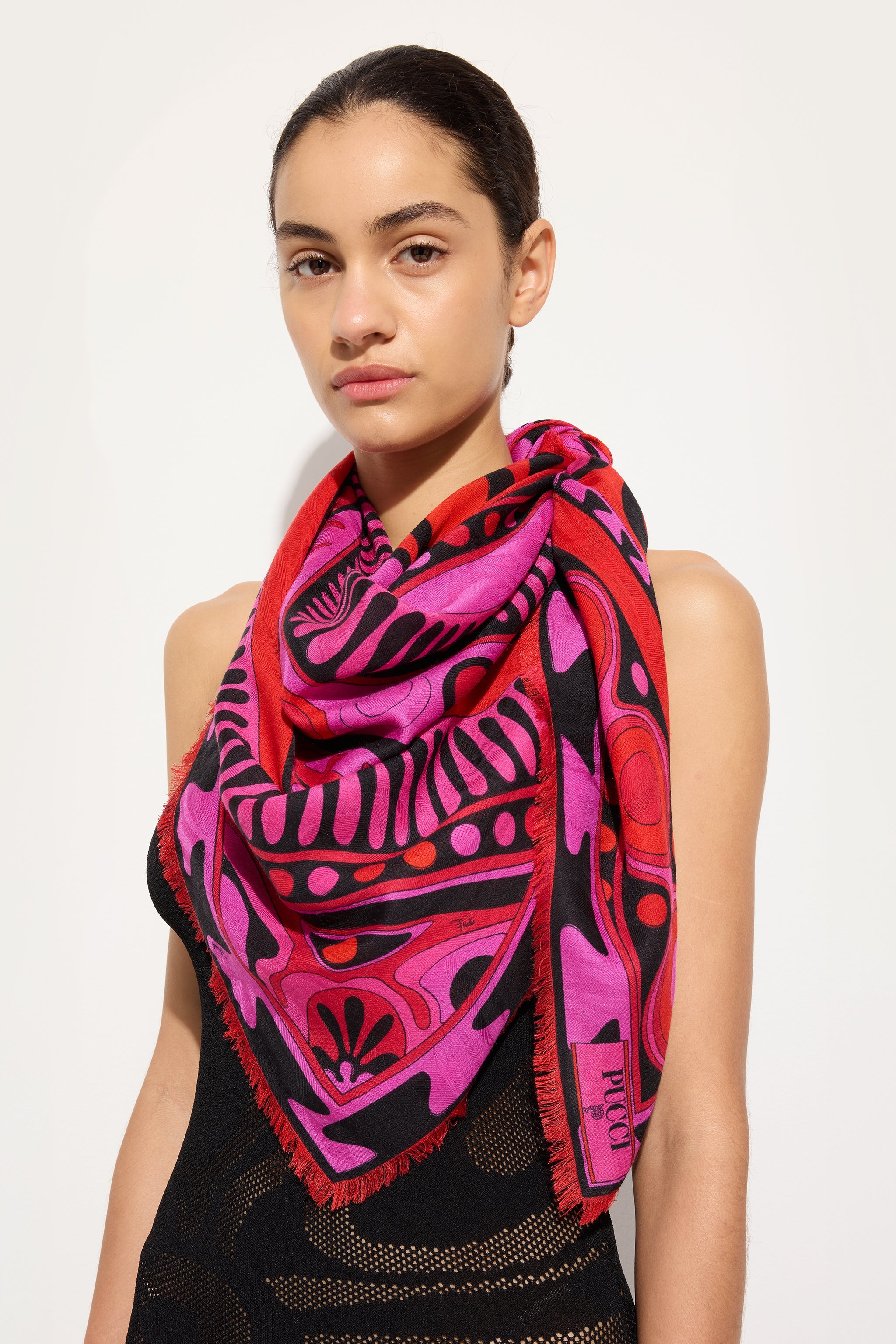 Emilio Pucci Silks 6HGB706HC252 pashmina laine soie fuchsia