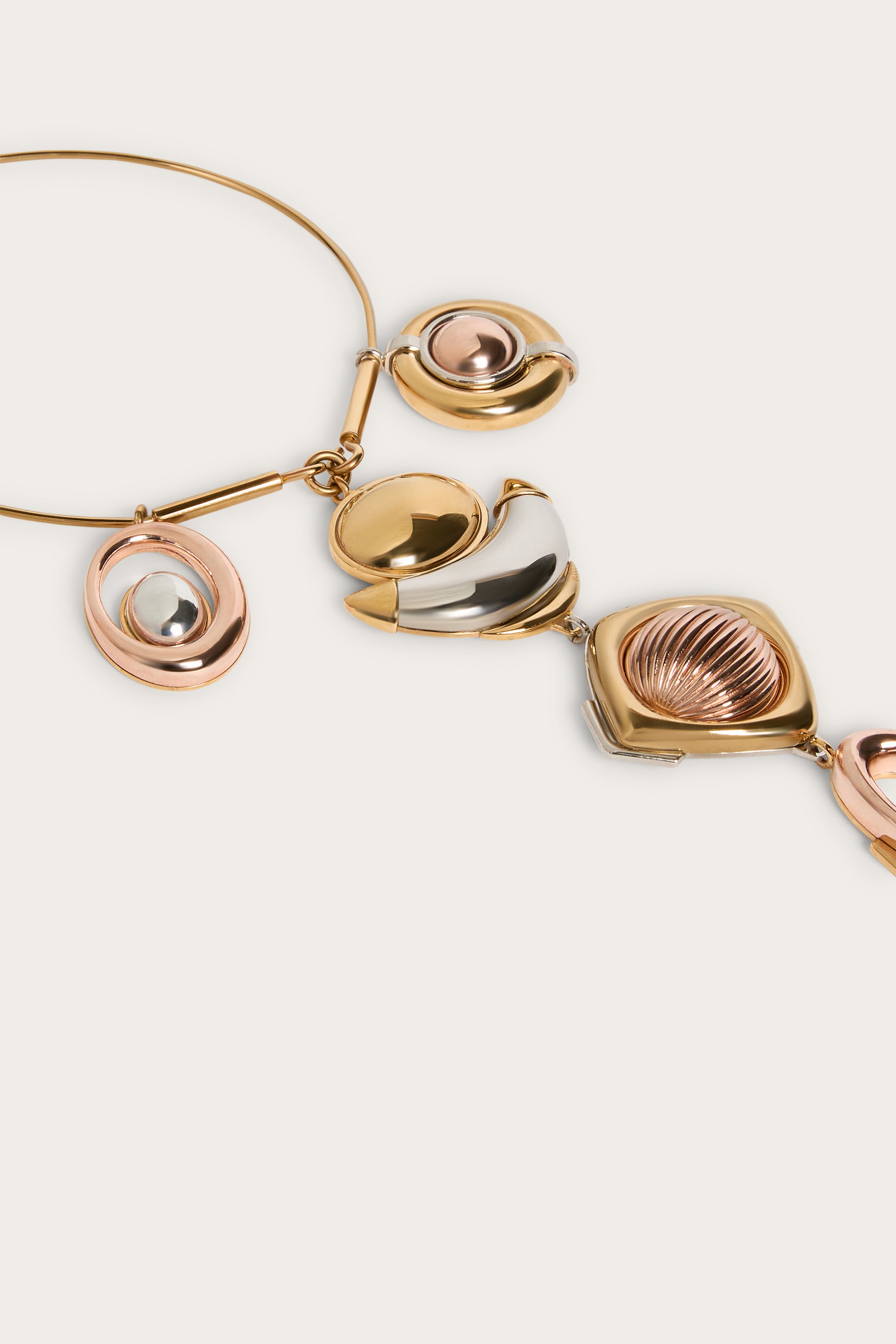 Emilio Pucci Jewellery collier or torque L Alba