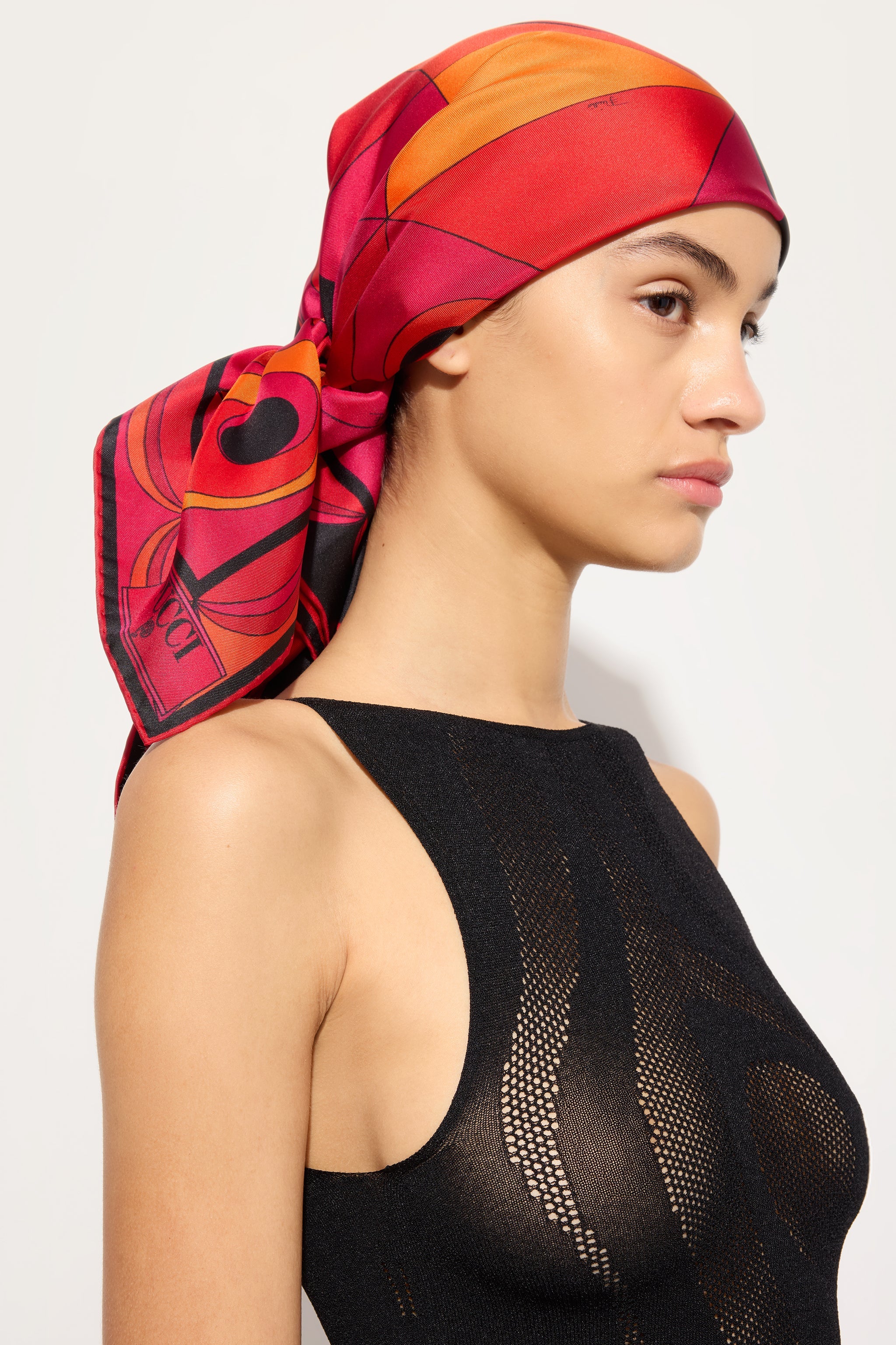 Emilio Pucci Angoli carre soie fuchsia OS