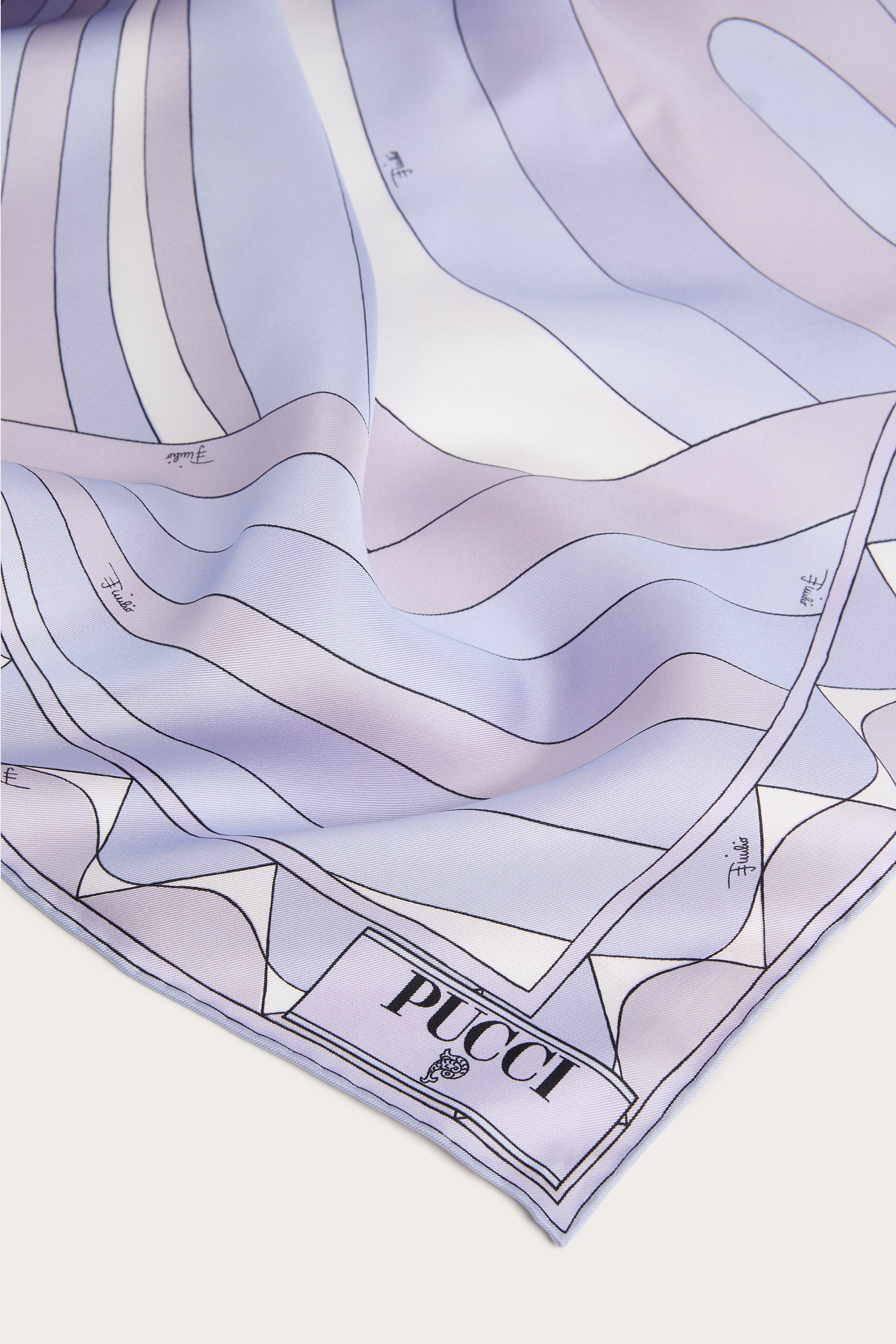 Emilio Pucci Iride carré soie lilas rose 90x90