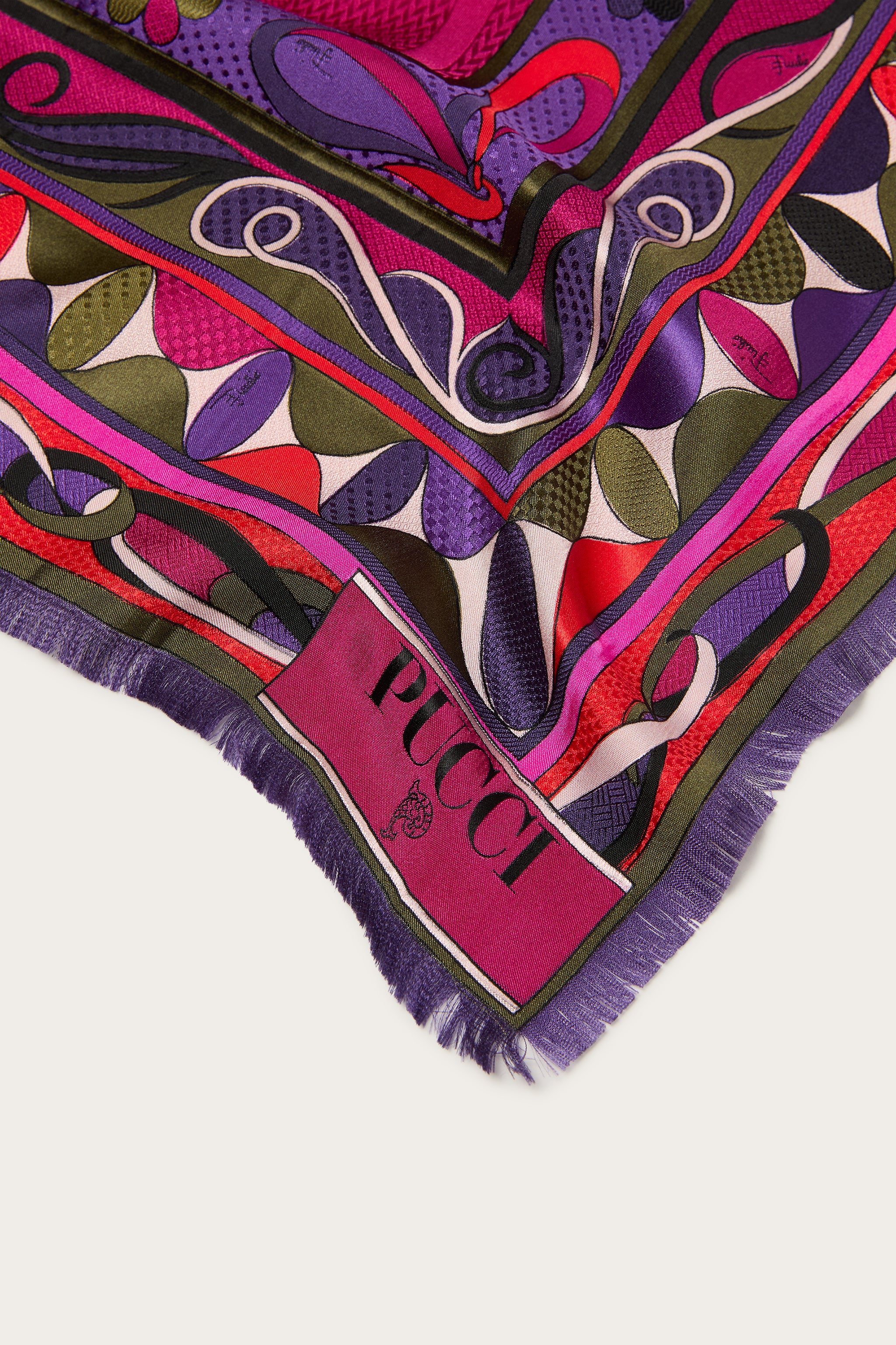 Emilio Pucci Silks Stola Mix étole soie multicolore