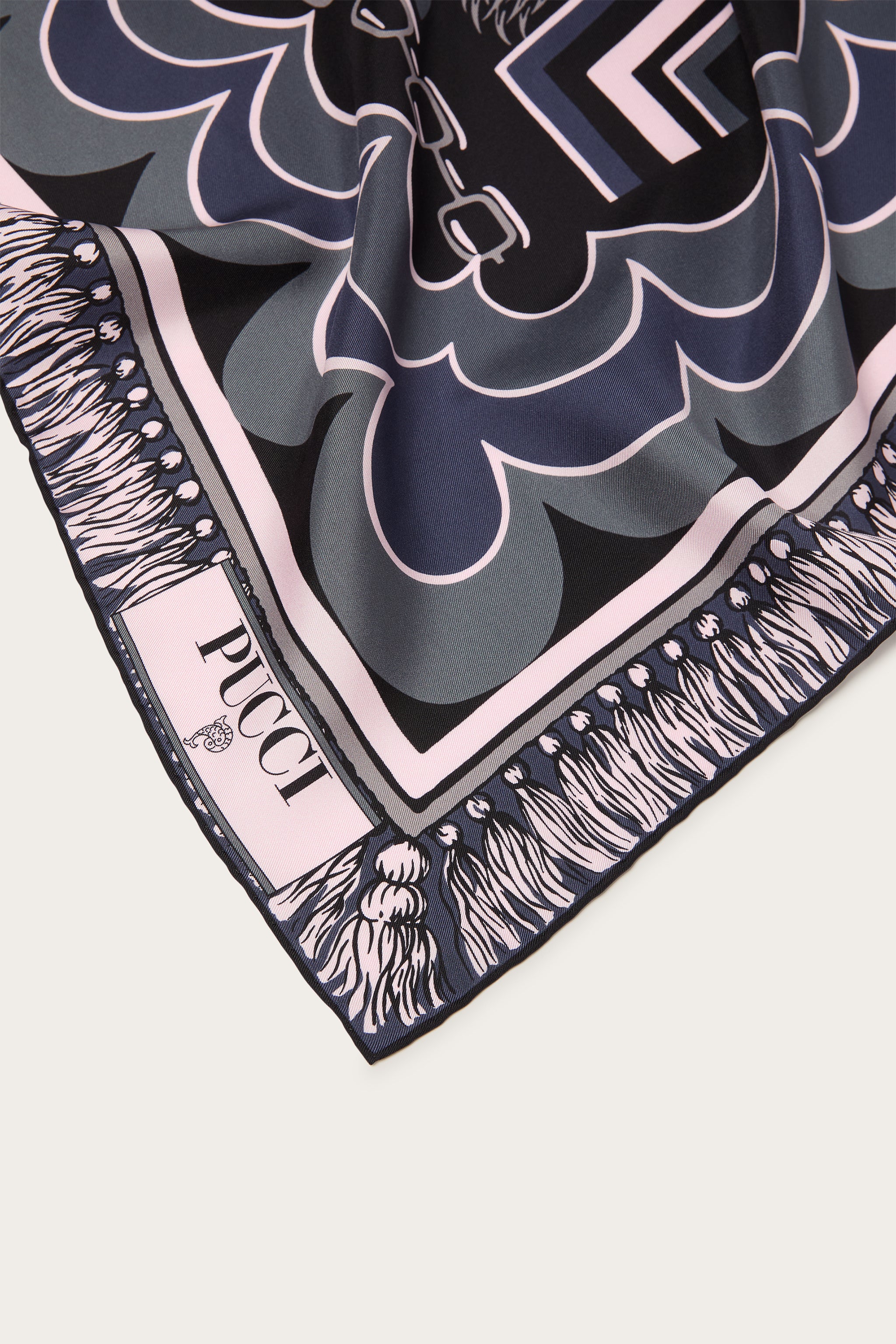 Emilio Pucci Istrice foulard soie noir rose 90x90