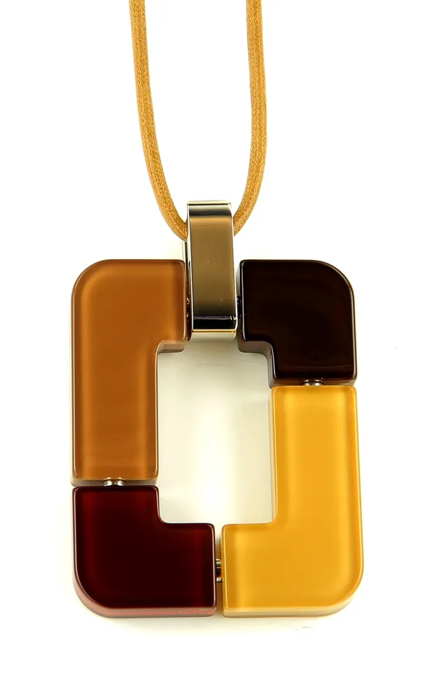 Xavier Derome PEN31 M1 pendentif UNIT4