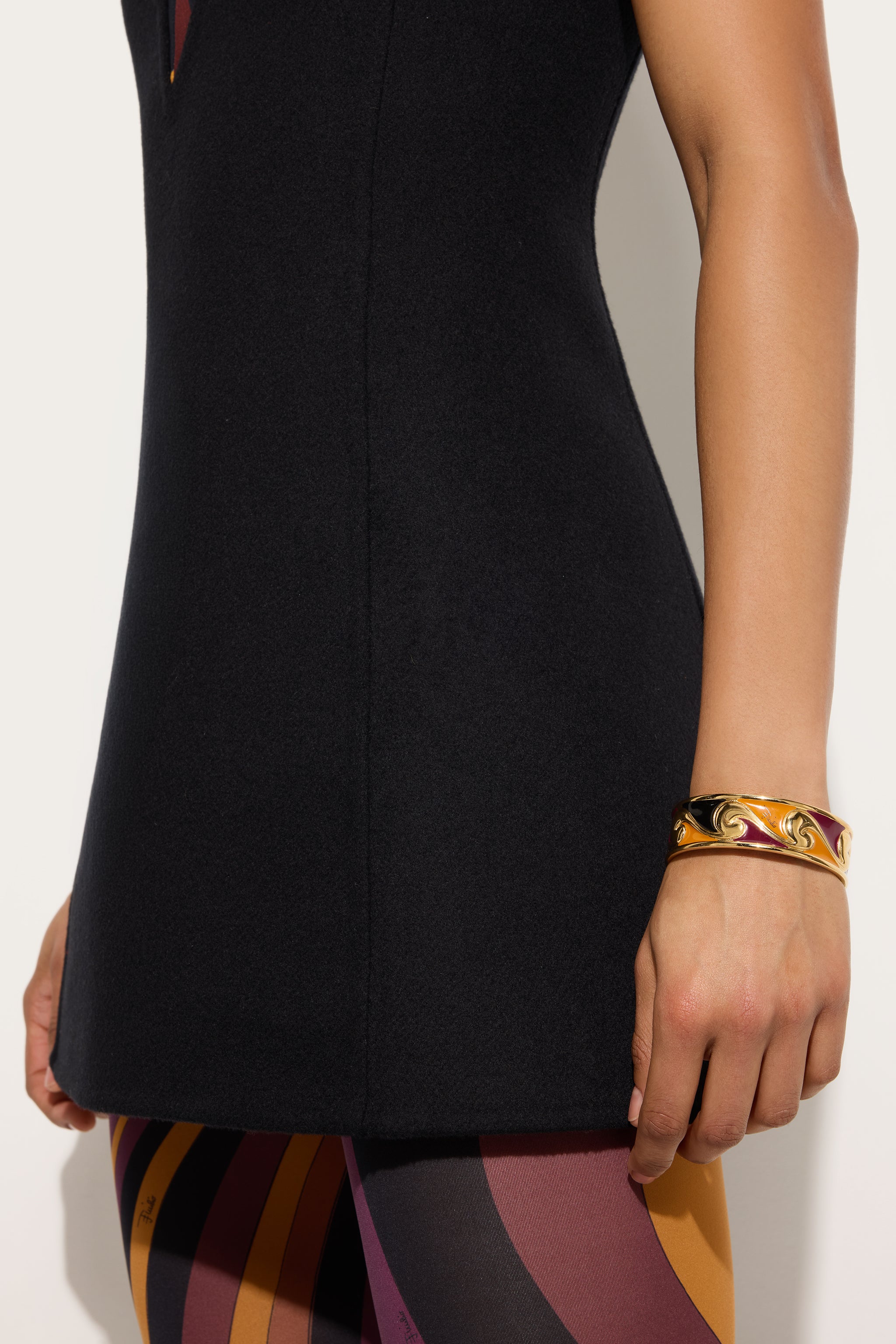 Emilio Pucci Bracelet Rigide Laiton Doré Émail OS