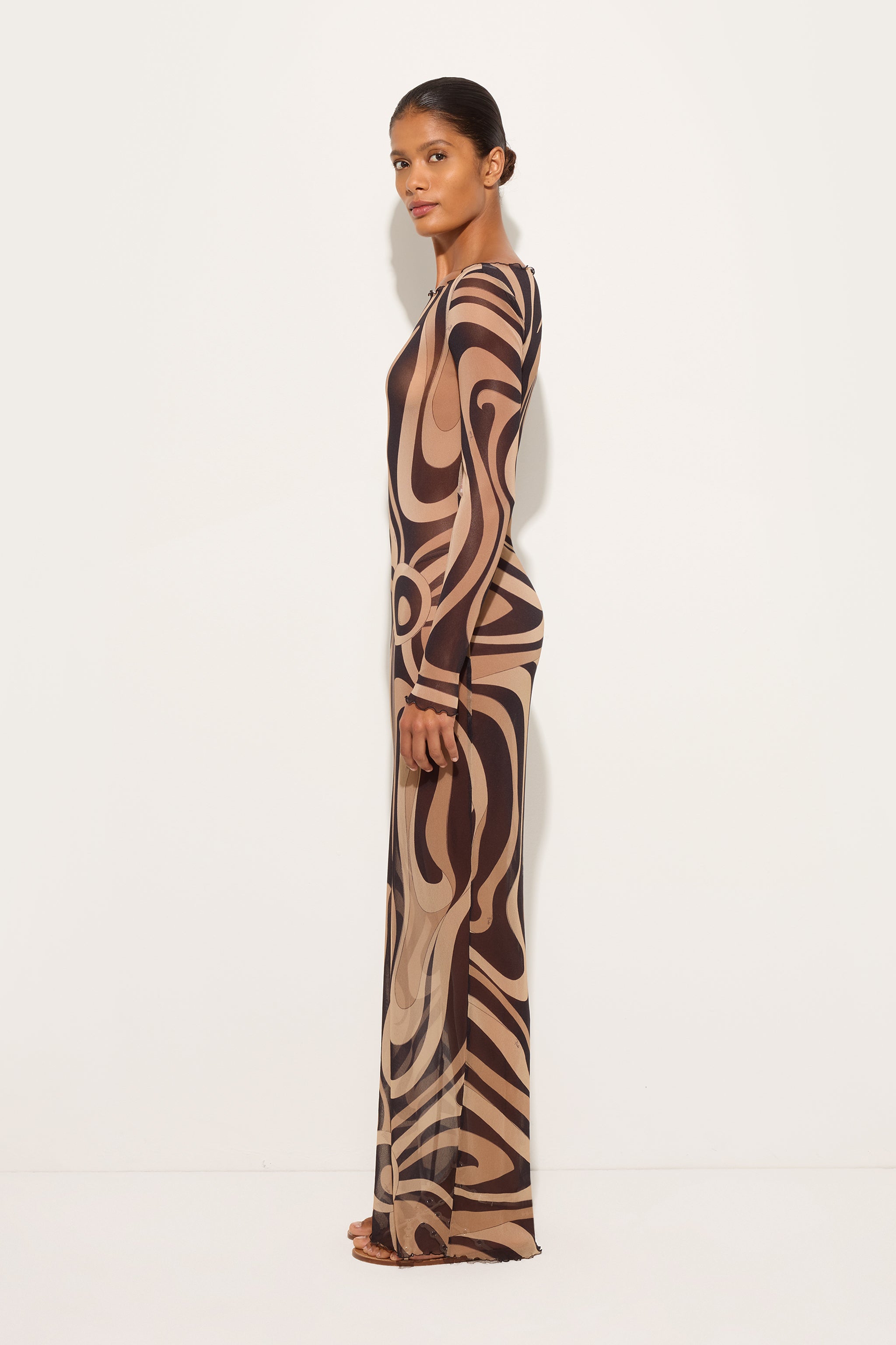 Emilio Pucci robe longue tulle beige noir Marmo adhérente