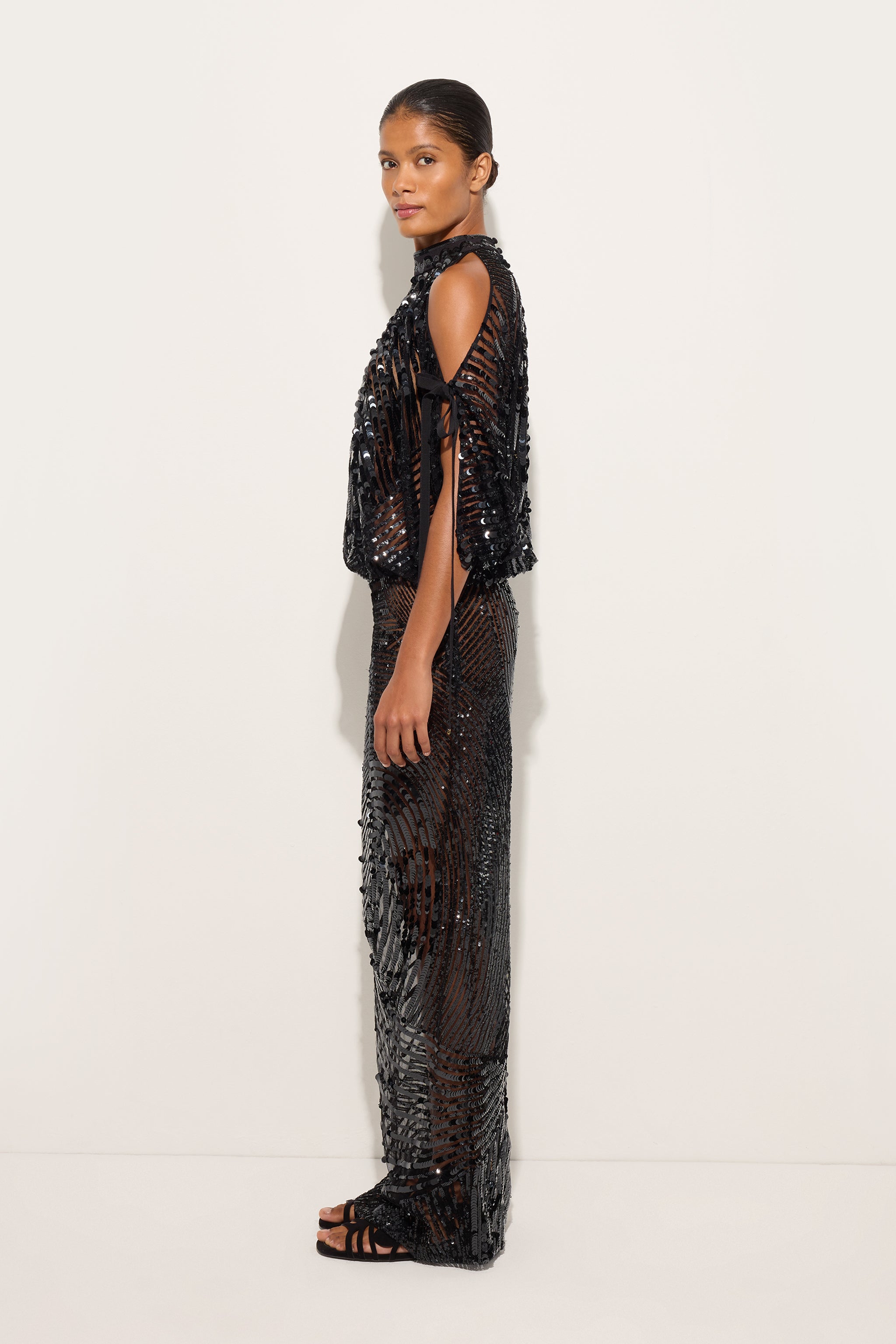 Emilio Pucci Dresses Abito Ricamato robe noire paillettes tulle