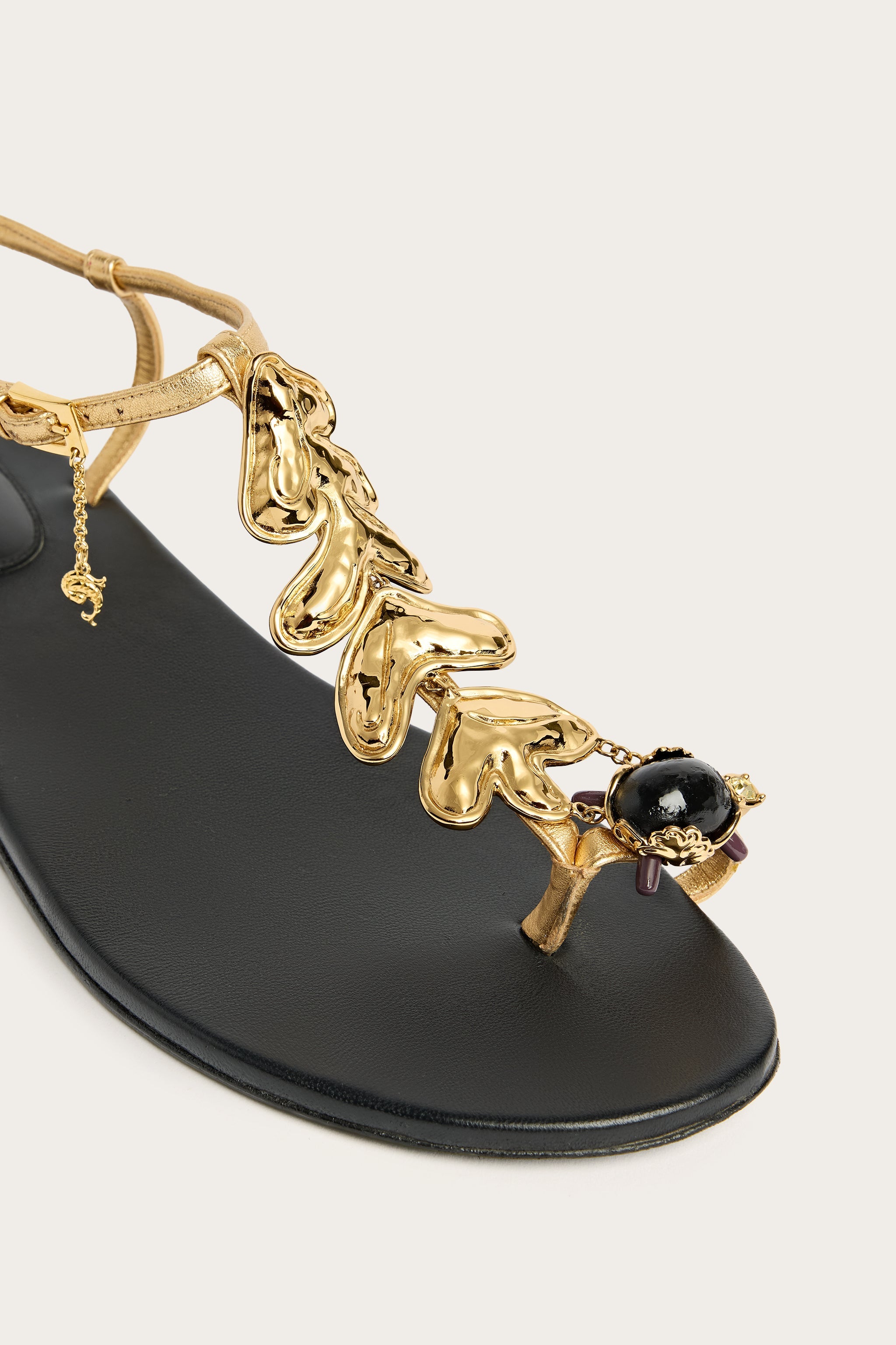 Emilio Pucci Sandales Gioiello Nappa Femme Or Feuille