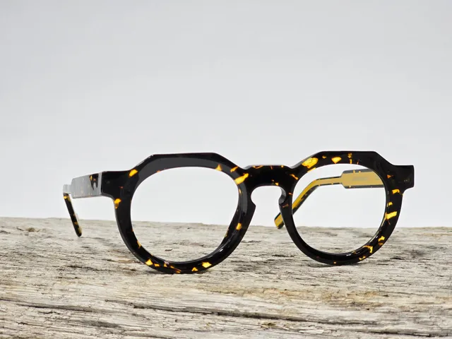 Xavier Derome Generoso C80 lunettes de vue écaille ronde