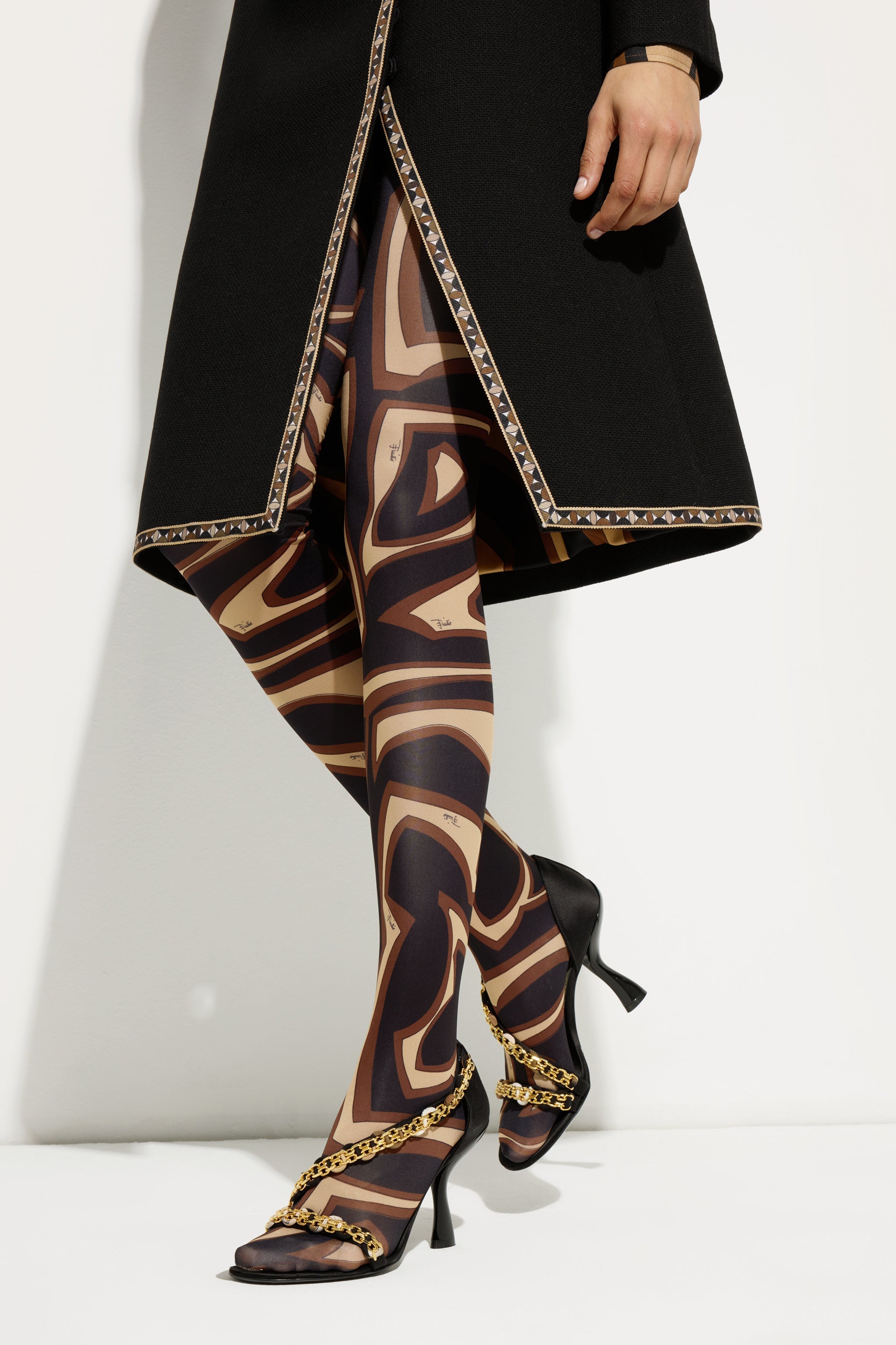 Emilio Pucci Emilio sandales satin noir marron