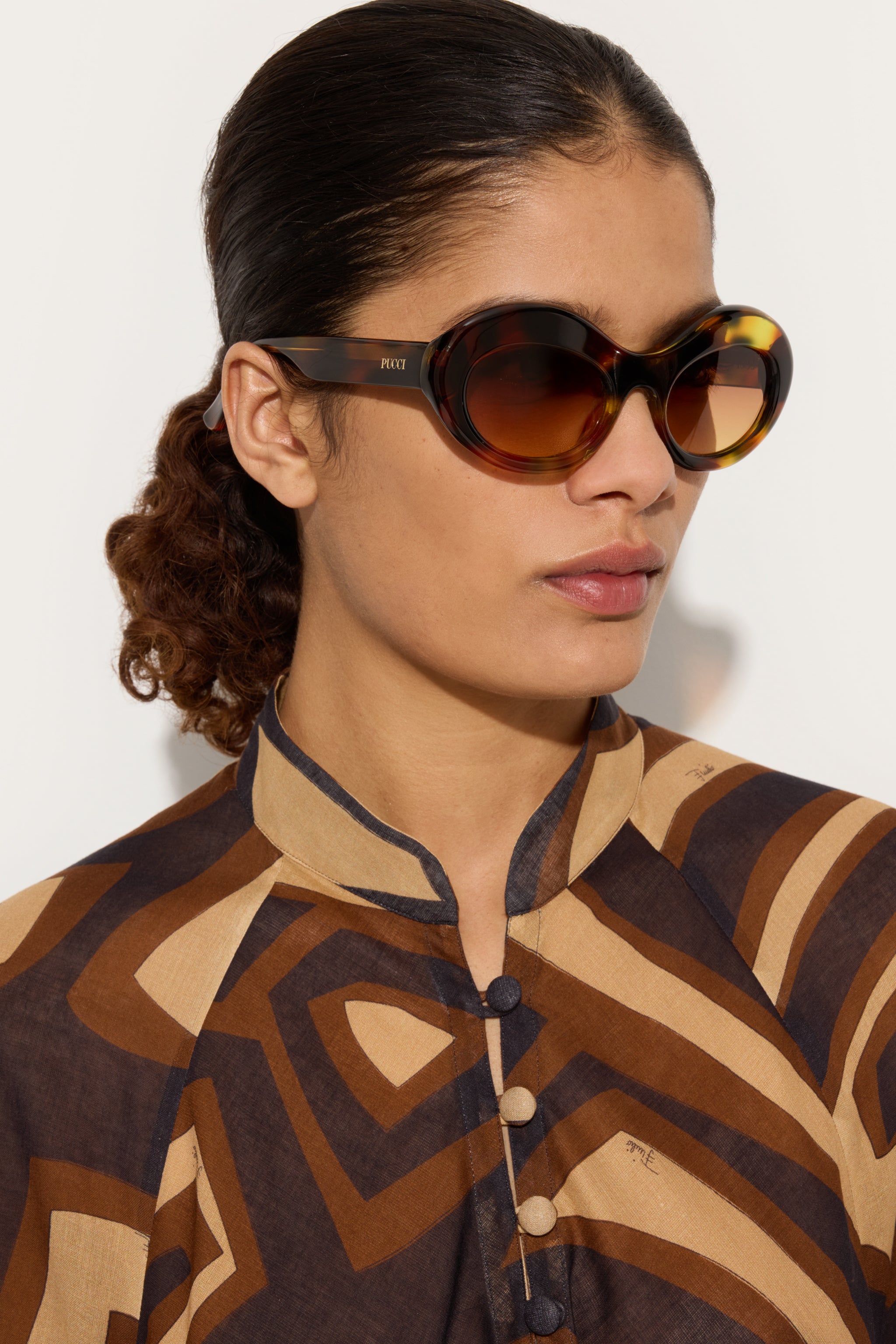 Emilio Pucci Ovali lunettes de soleil havana marron