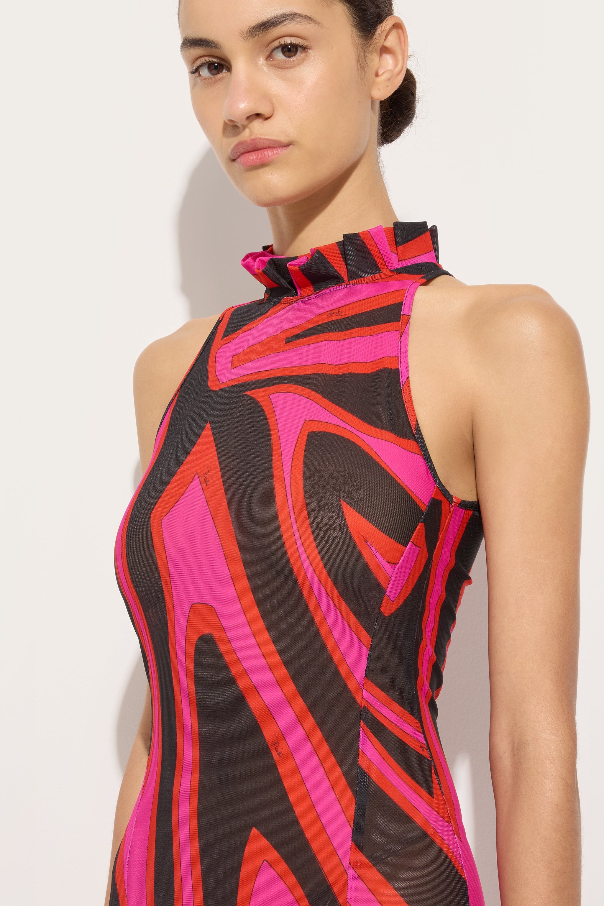 Emilio Pucci Labirinto robe moulante fuchsia noir maille volant