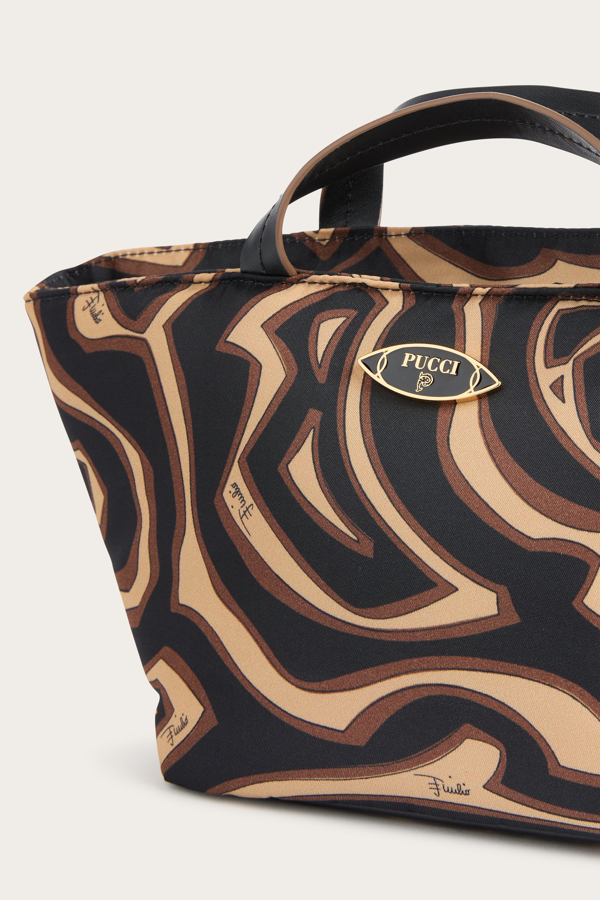 Emilio Pucci Borsa a Mano Yummy sac à main noir gold nylon