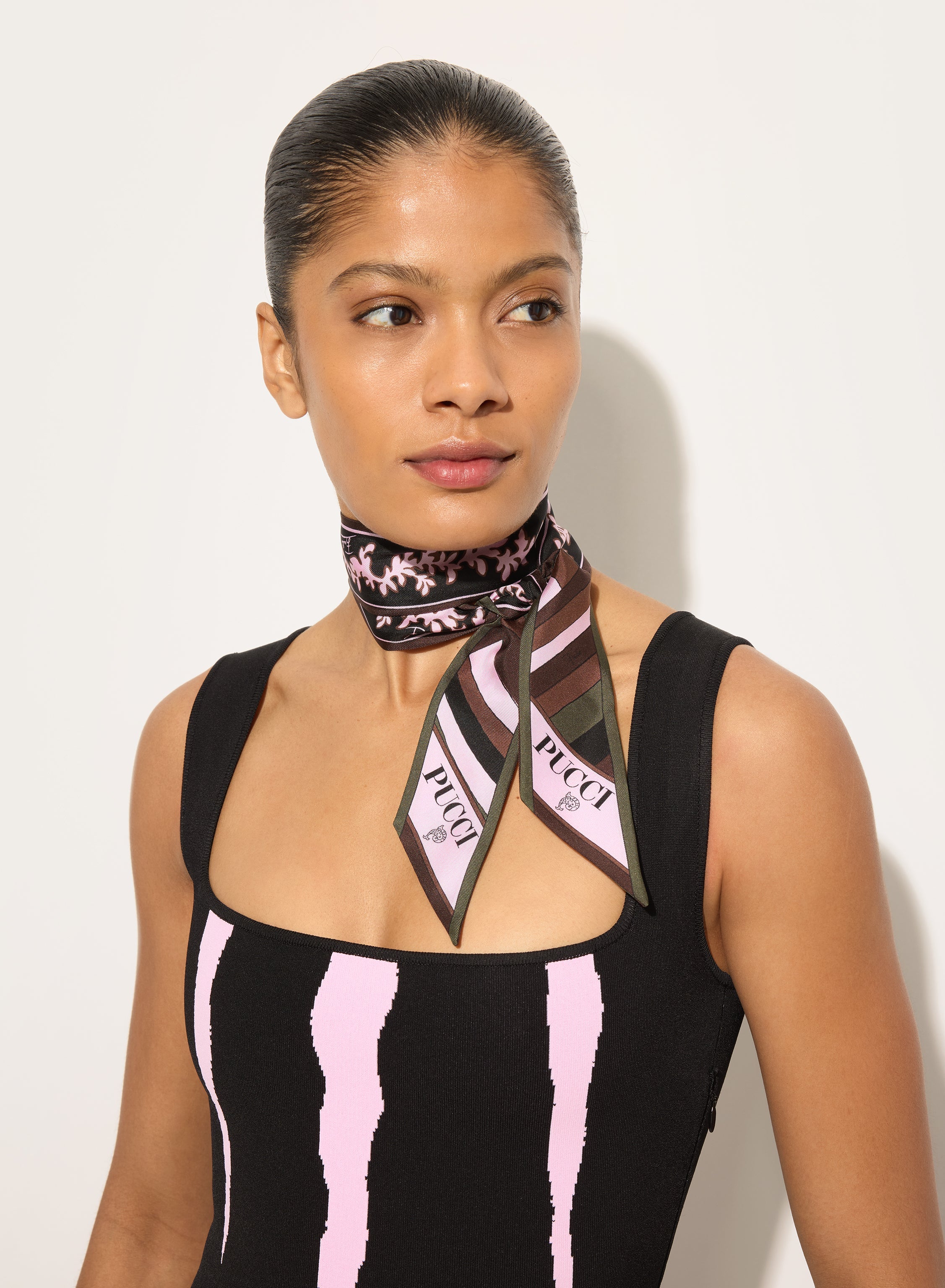 Emilio Pucci Mix foulard soie kaki rose OS