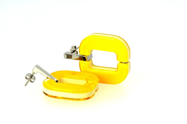 Xavier Derome BO 01 C233 boucles d'oreilles acétate percées