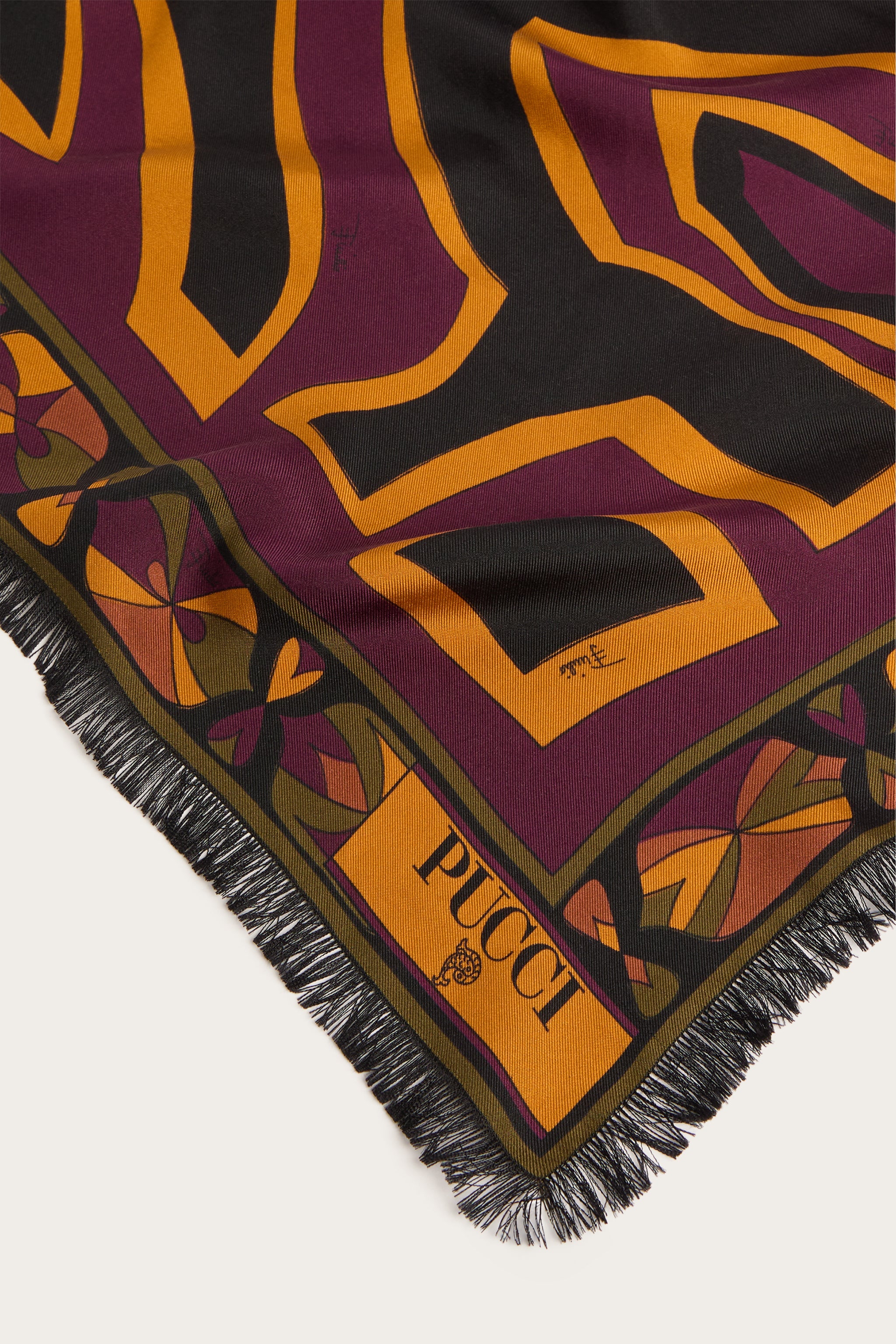 Emilio Pucci étole soie bordeaux or 65x160