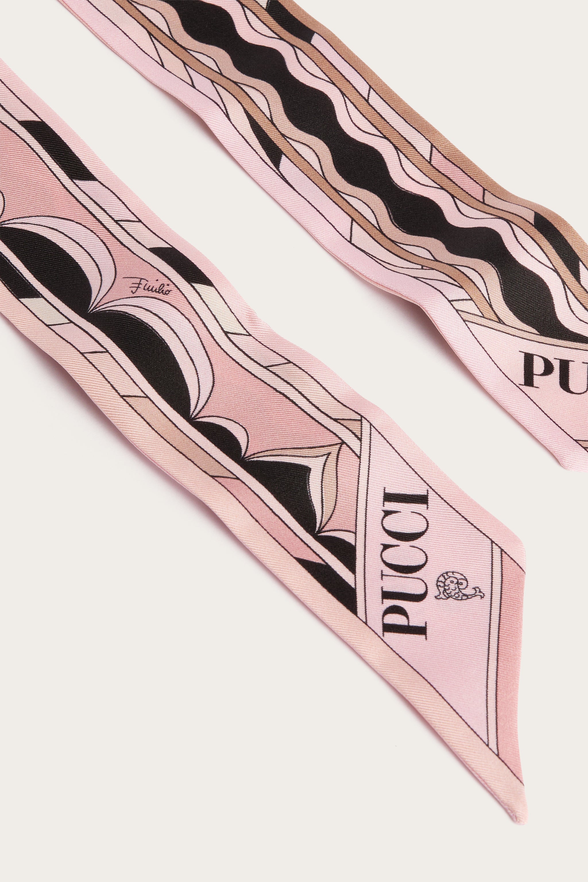 Emilio Pucci Silks Foulard Soie Nude 5x120 cm