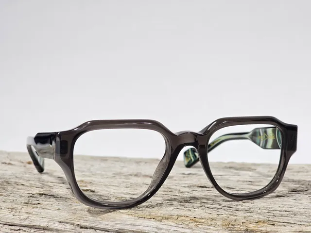 Xavier Derome Gabin C300 lunettes de vue gris fumé