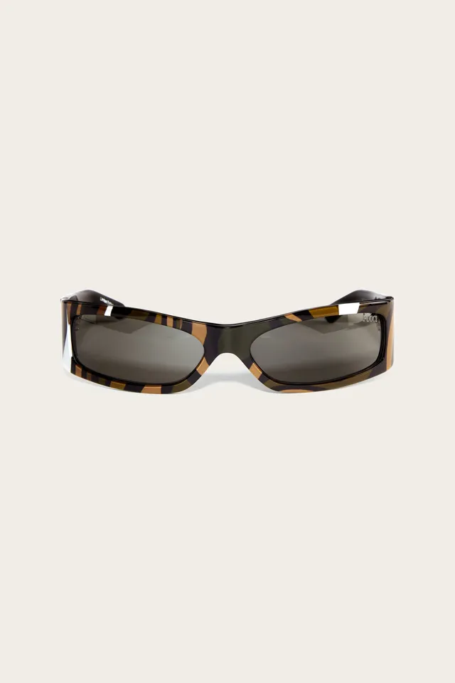 Emilio Pucci EP0240P006299A lunettes de soleil smoke rectangulaire