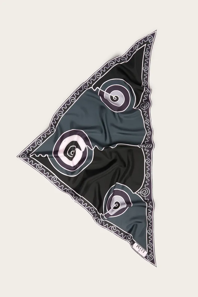 Emilio Pucci Astro foulard triangle soie noir rose
