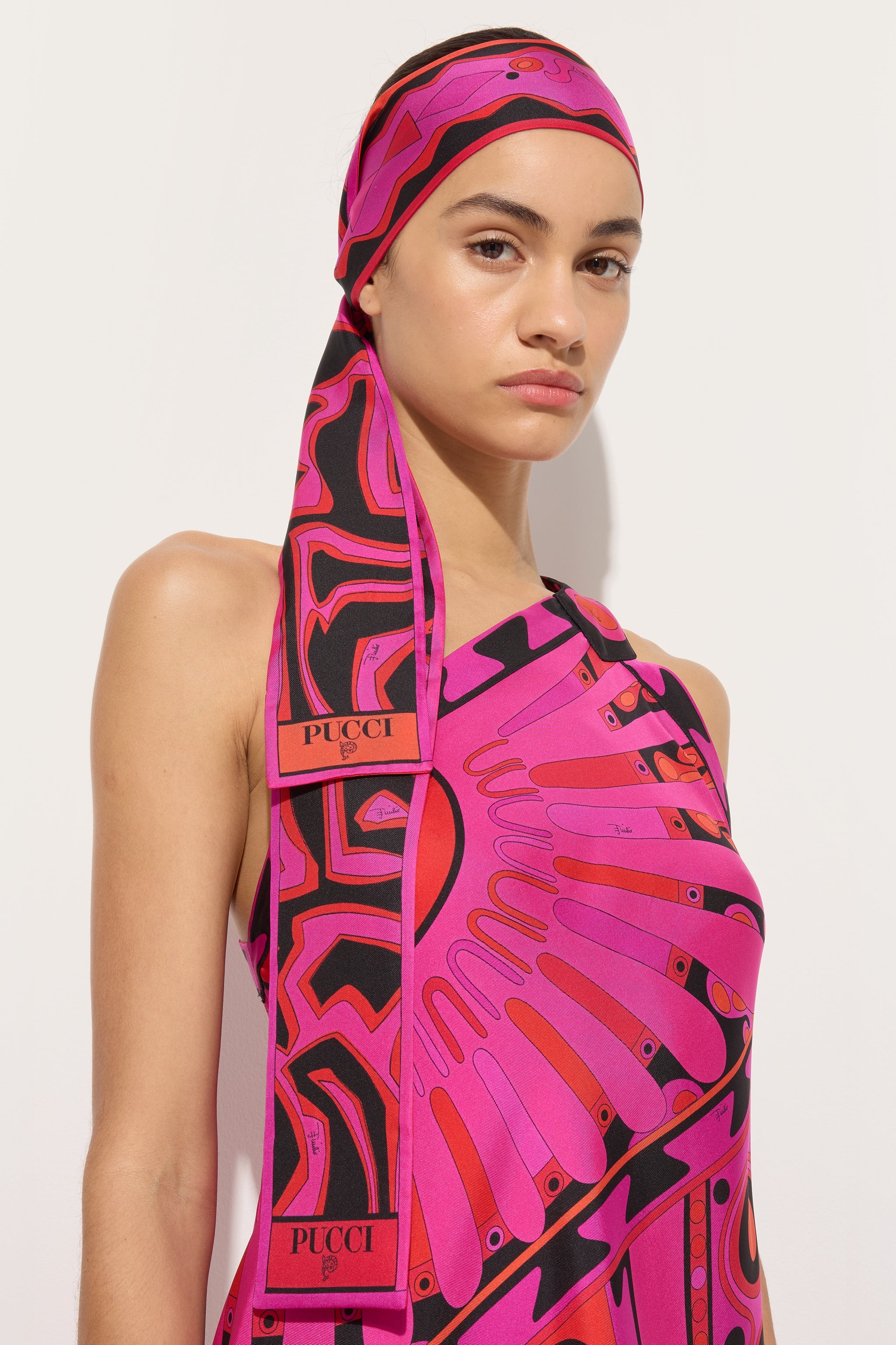 Emilio Pucci Silks Foulard Labirinto soie fuchsia/noir OS