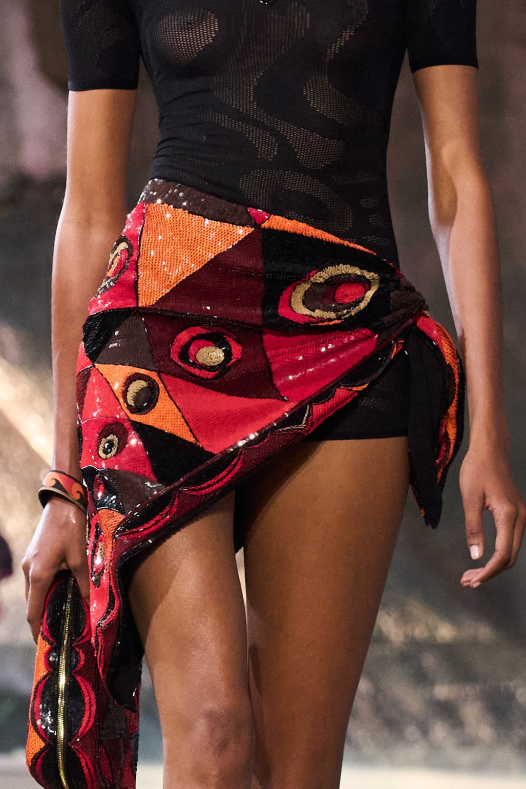 Emilio Pucci Sarong pareo foulard brodé rouge orange édition