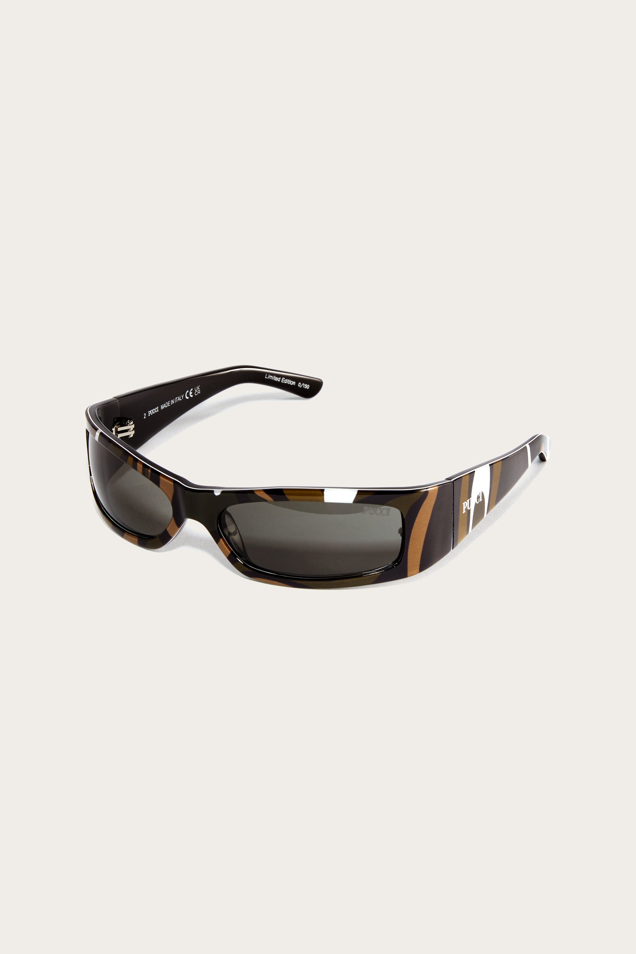 Emilio Pucci EP0240P006299A lunettes de soleil smoke rectangulaire