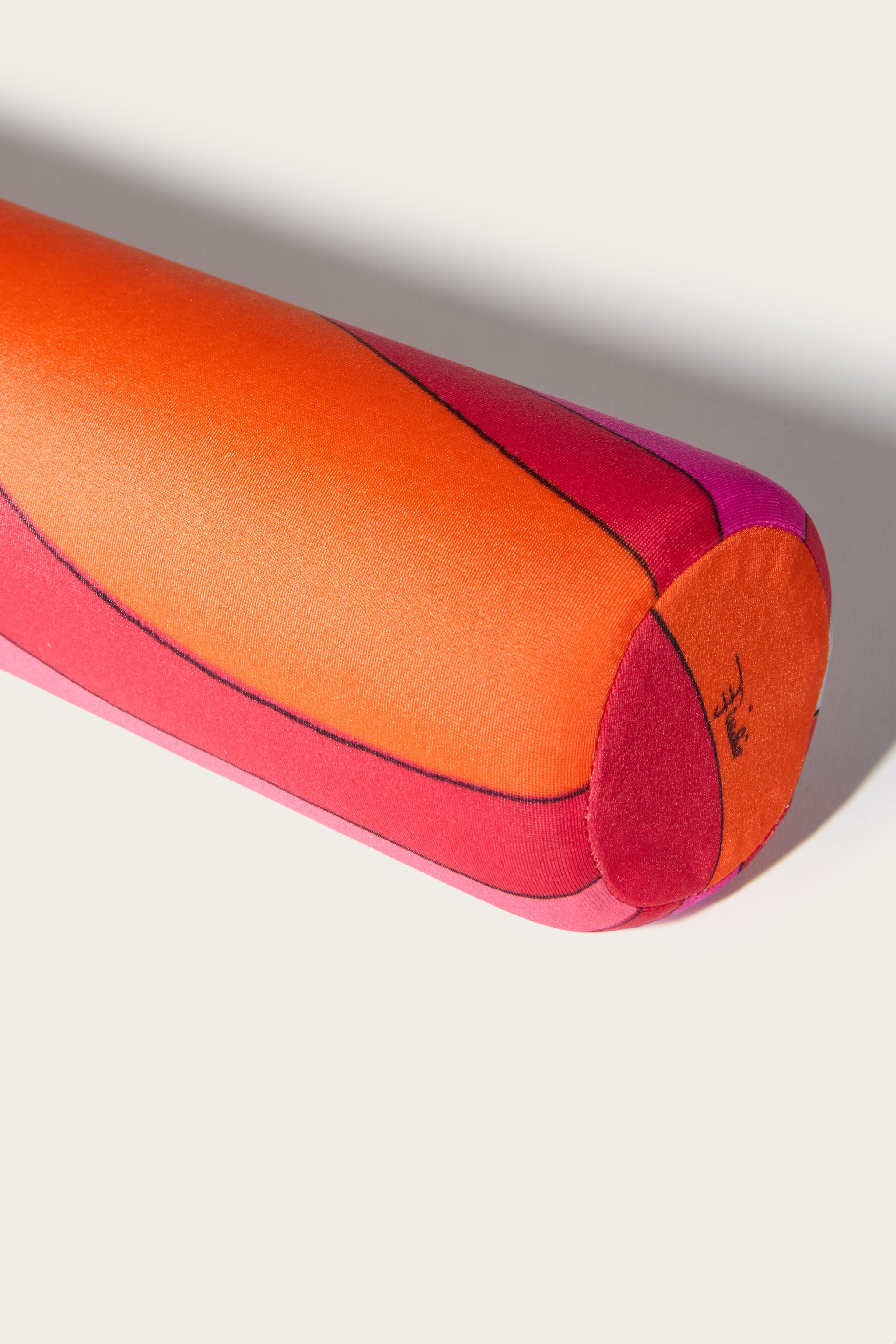 Emilio Pucci Marmo flotteur piscine coral fuchsia