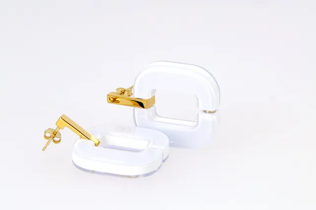 Xavier Derome BO 01 C121 boucles d'oreilles acétate percées