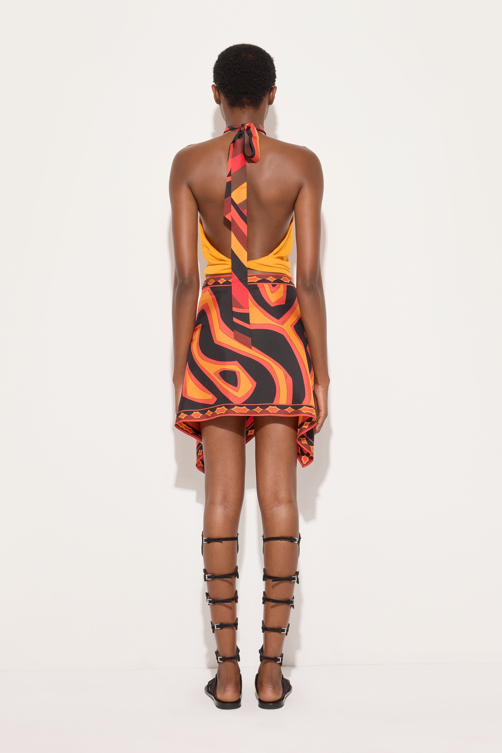 Emilio Pucci Top Dettaglio Foulard haut mandarino