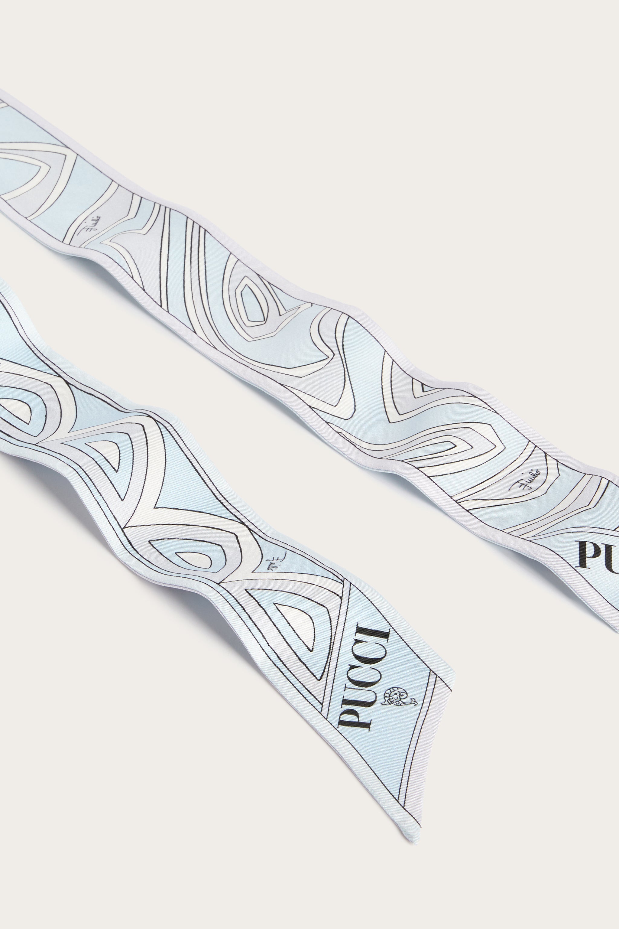 Emilio Pucci Silks Foulard Soie Bleu Clair OS