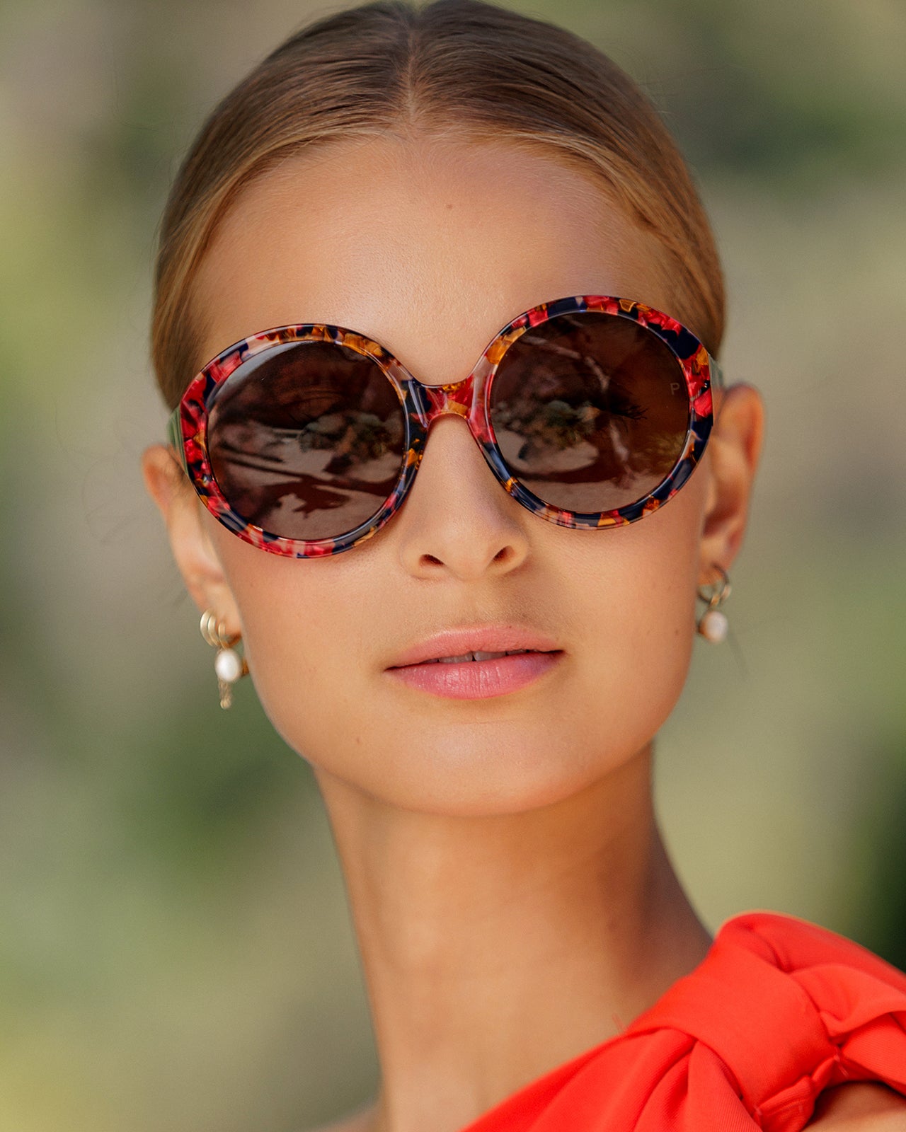 Clémence & Margaux La Réunionnaise lunettes soleil noir écaille polarisé