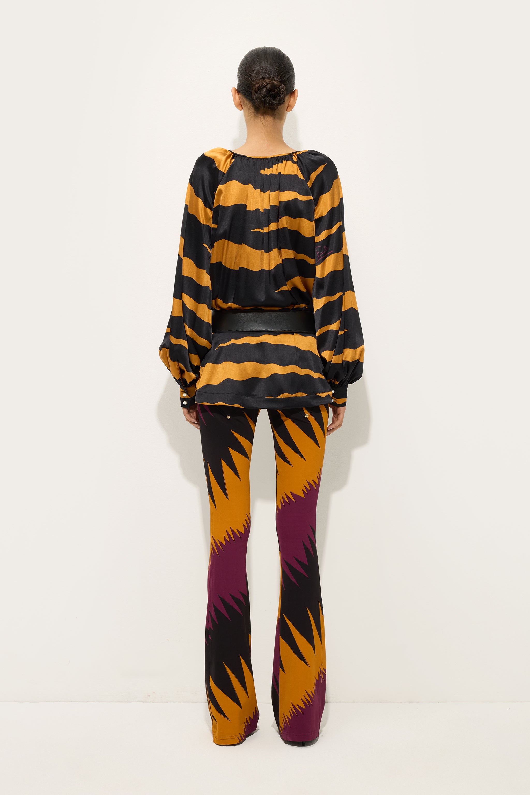 Emilio Pucci Tops and Shirts Blusa Chemisier Black/Gold Satin
