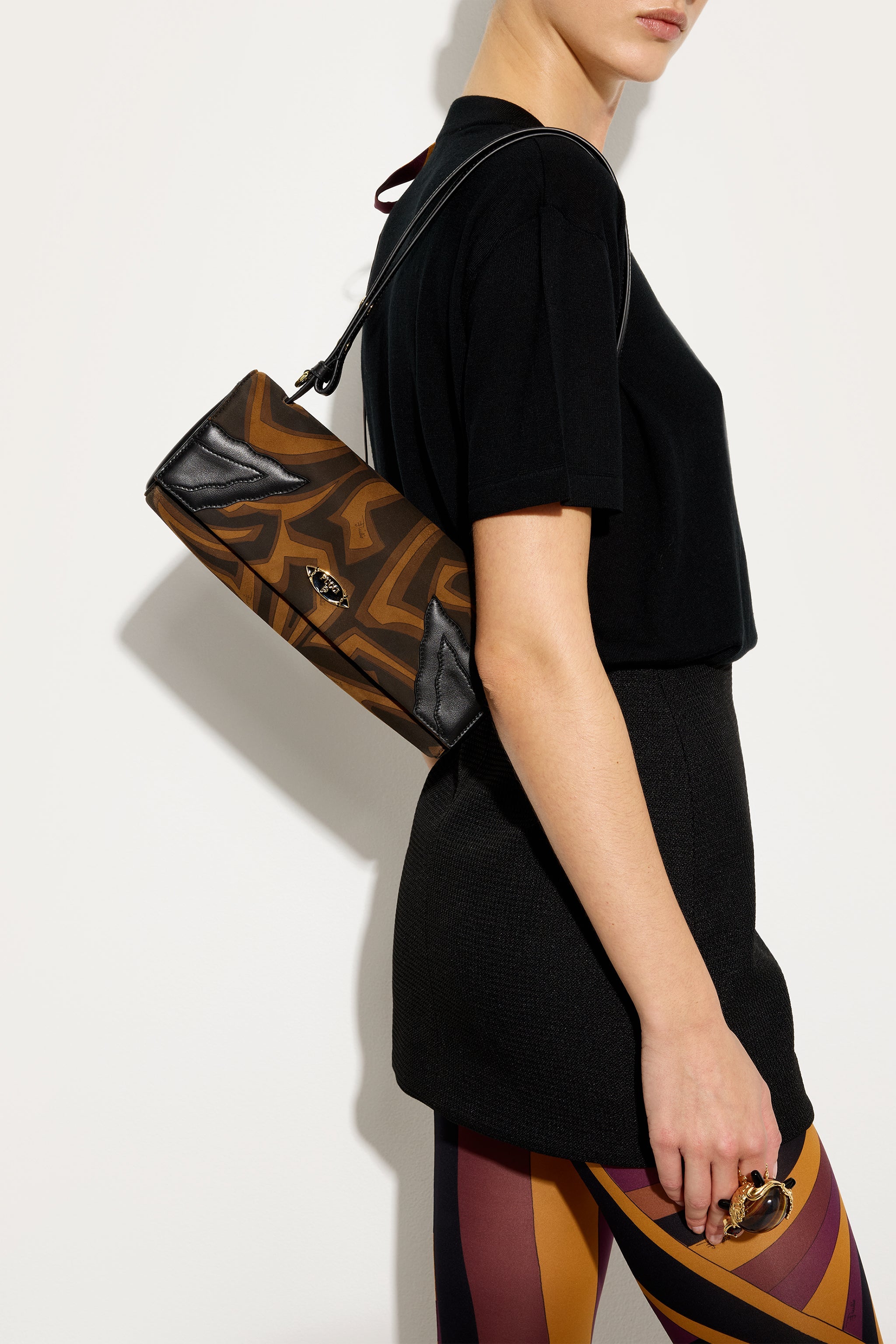 Emilio Pucci Palio sac baguette daim noir or Labirinto