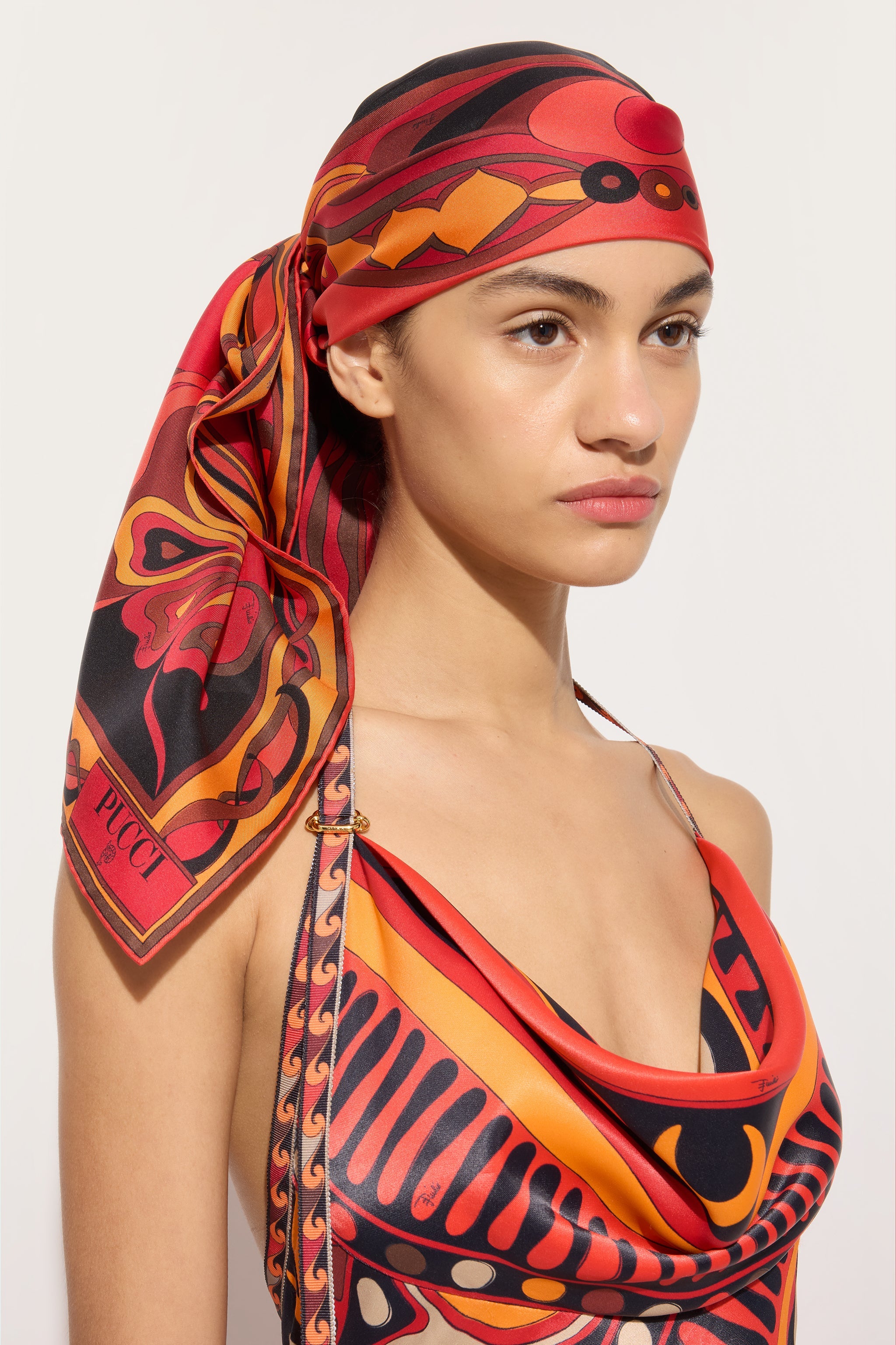 Emilio Pucci SILKS carré soie Orchidee orange noir 90x90