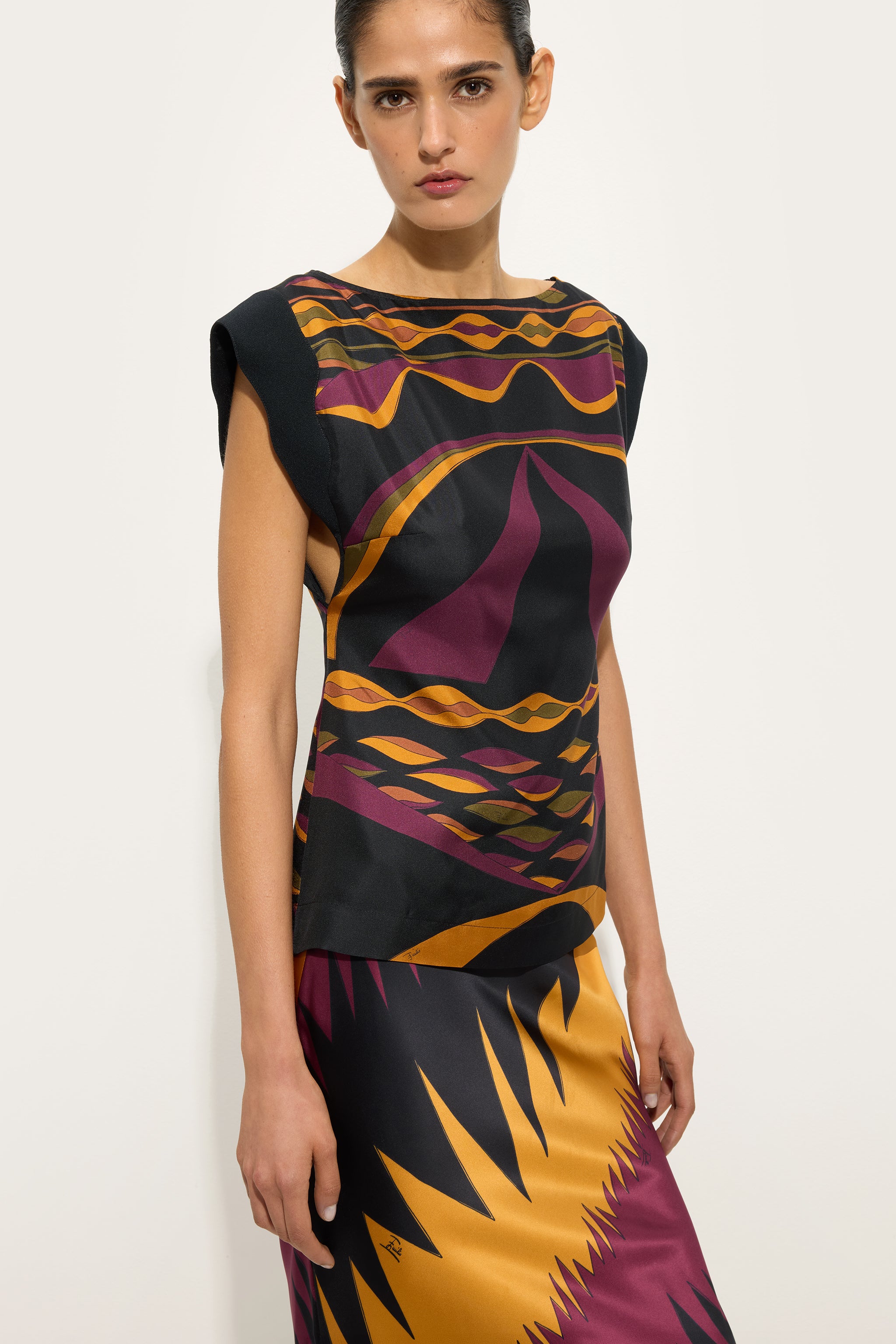 Emilio Pucci Dune Top en soie bordeaux or 38