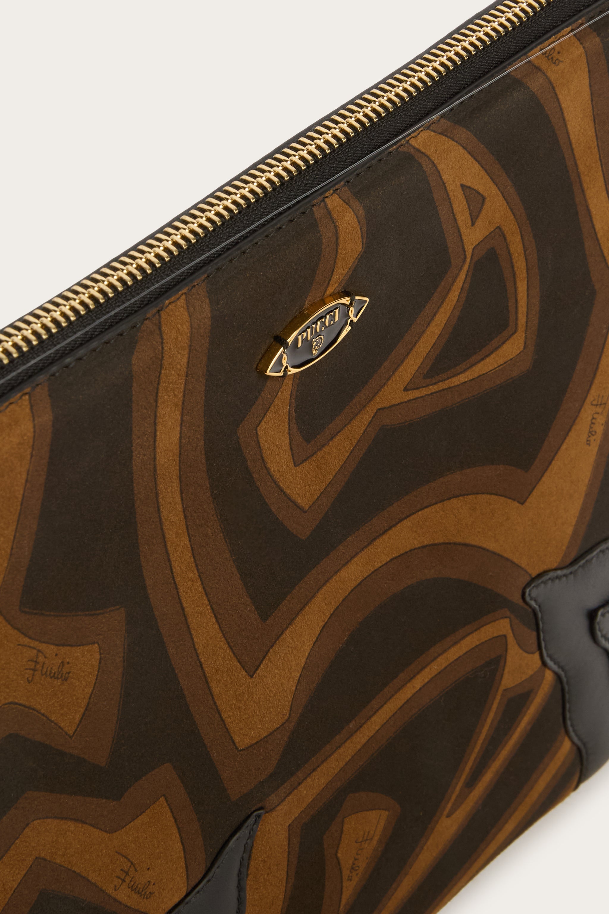 Emilio Pucci Palio pochette suède noir or